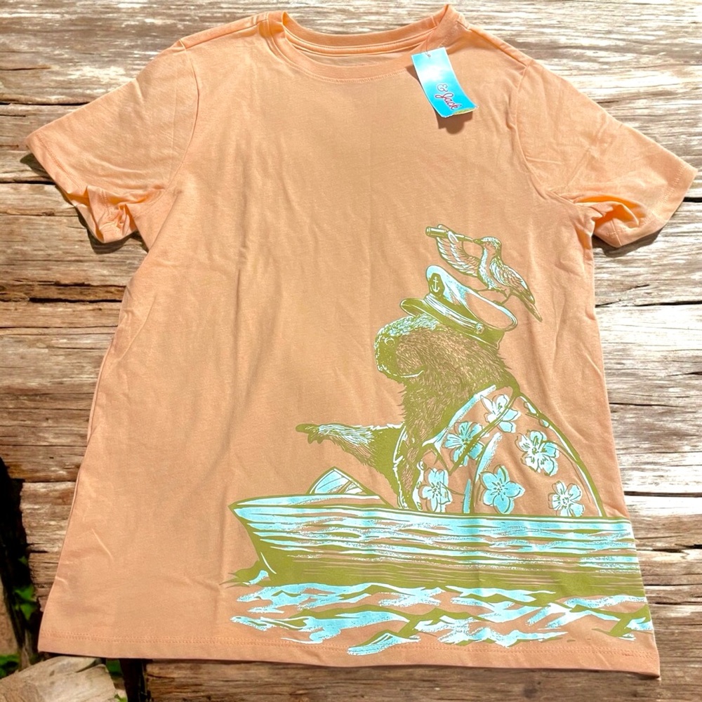 New 10/12 Peach Graphic T-Shirt with an otter sailing a boat - Picture 2 of 2